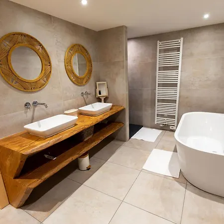 La Colline شاليه